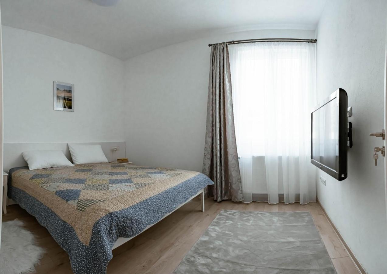 Solomon Apartments Ap 2 Sîngeorgiu de Mureş Esterno foto