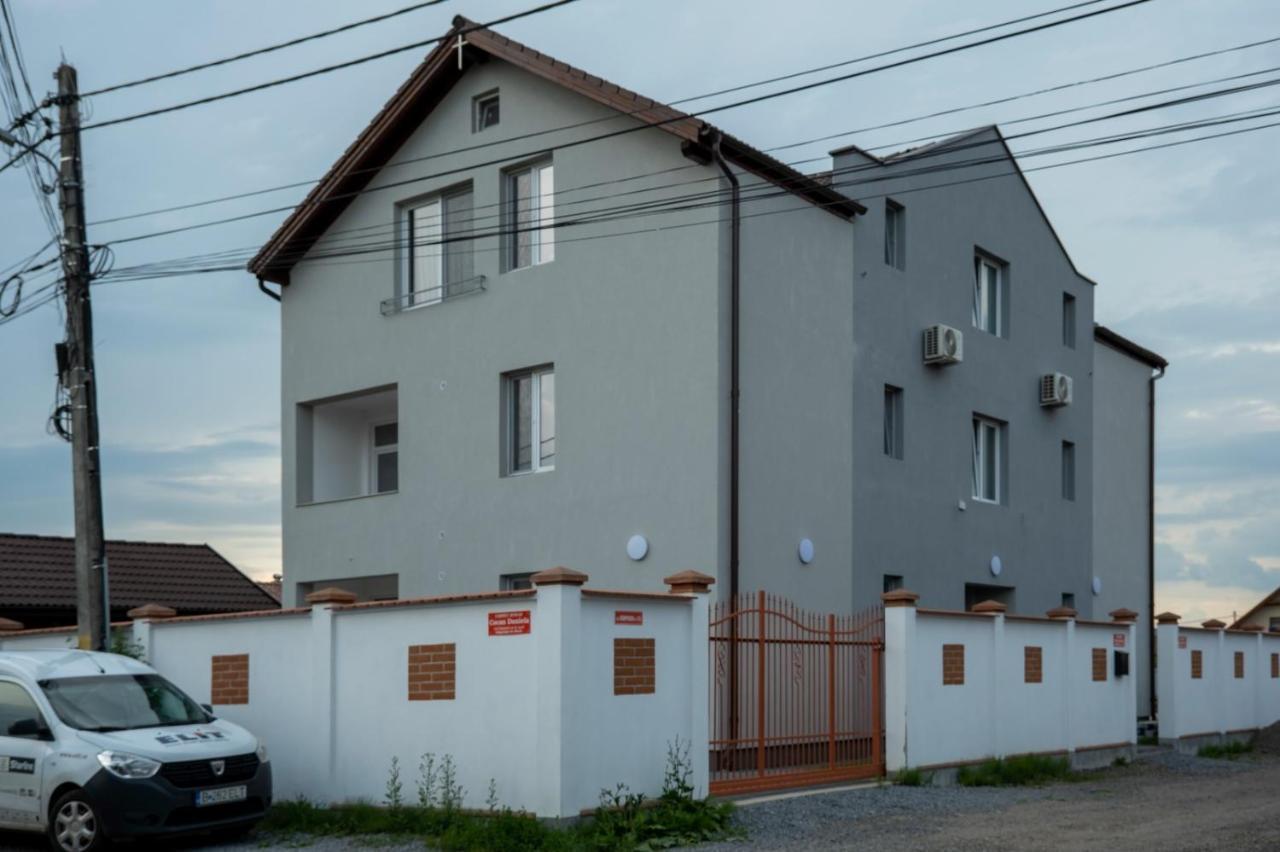 Solomon Apartments Ap 2 Sîngeorgiu de Mureş Esterno foto